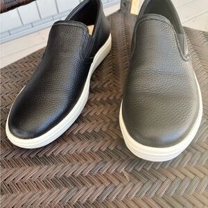 Ecco Black Leather Women's Slip-On Loafers